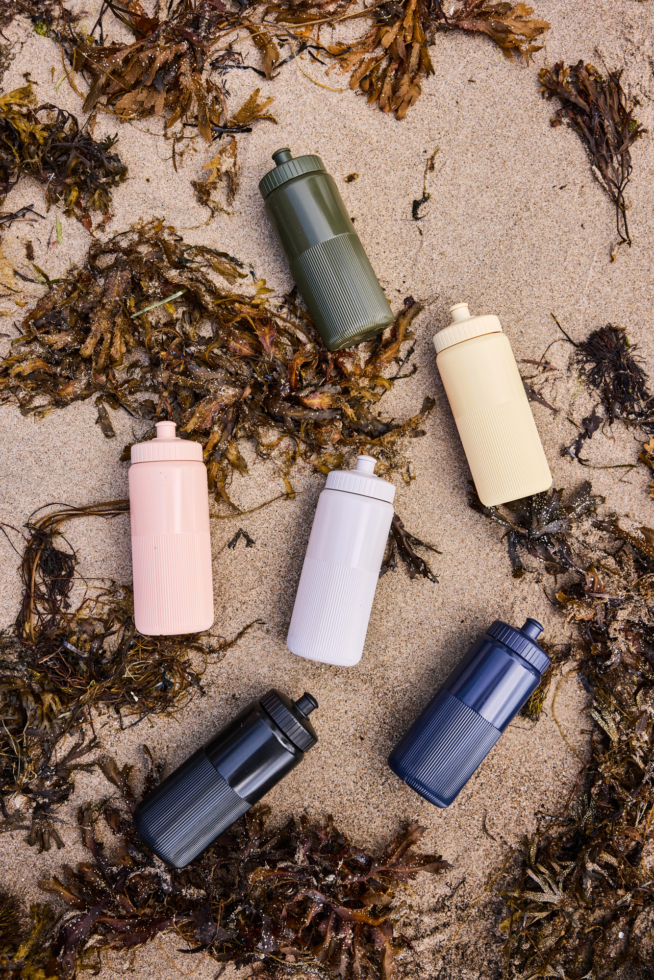 Tessa urheilupullo, musta